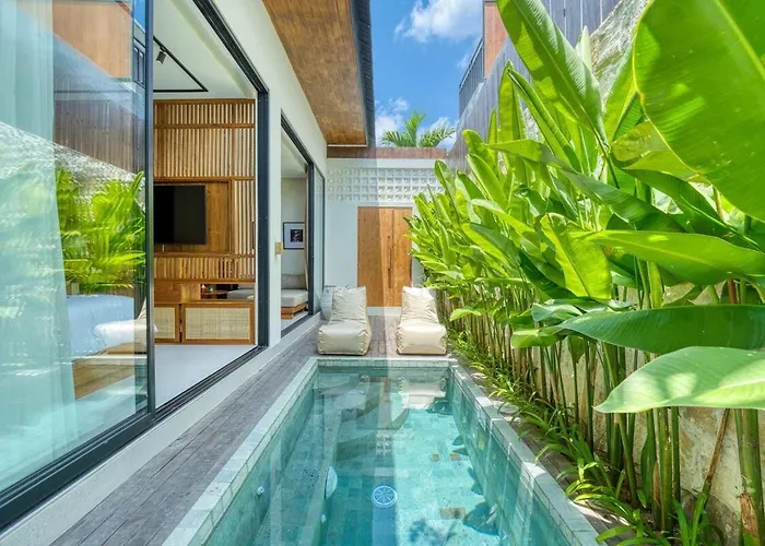 Villa Tropical 3br 2 Private Pools In Jimbaran