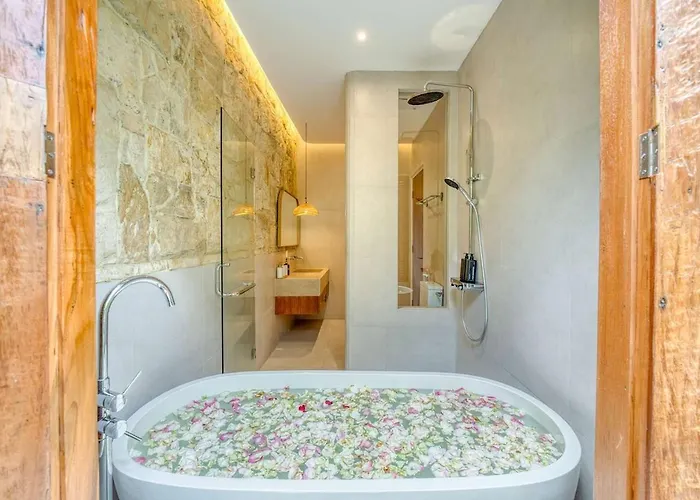 Tropical 3br 2 Private Pools In * Jimbaran