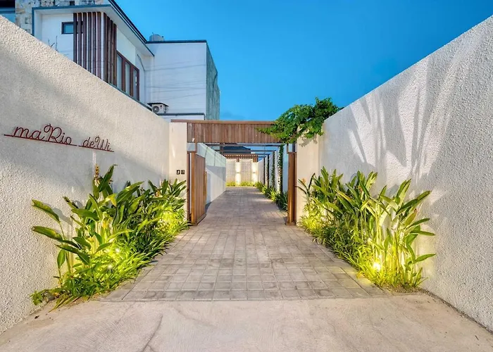 Tropical 3br 2 Private Pools In Villa